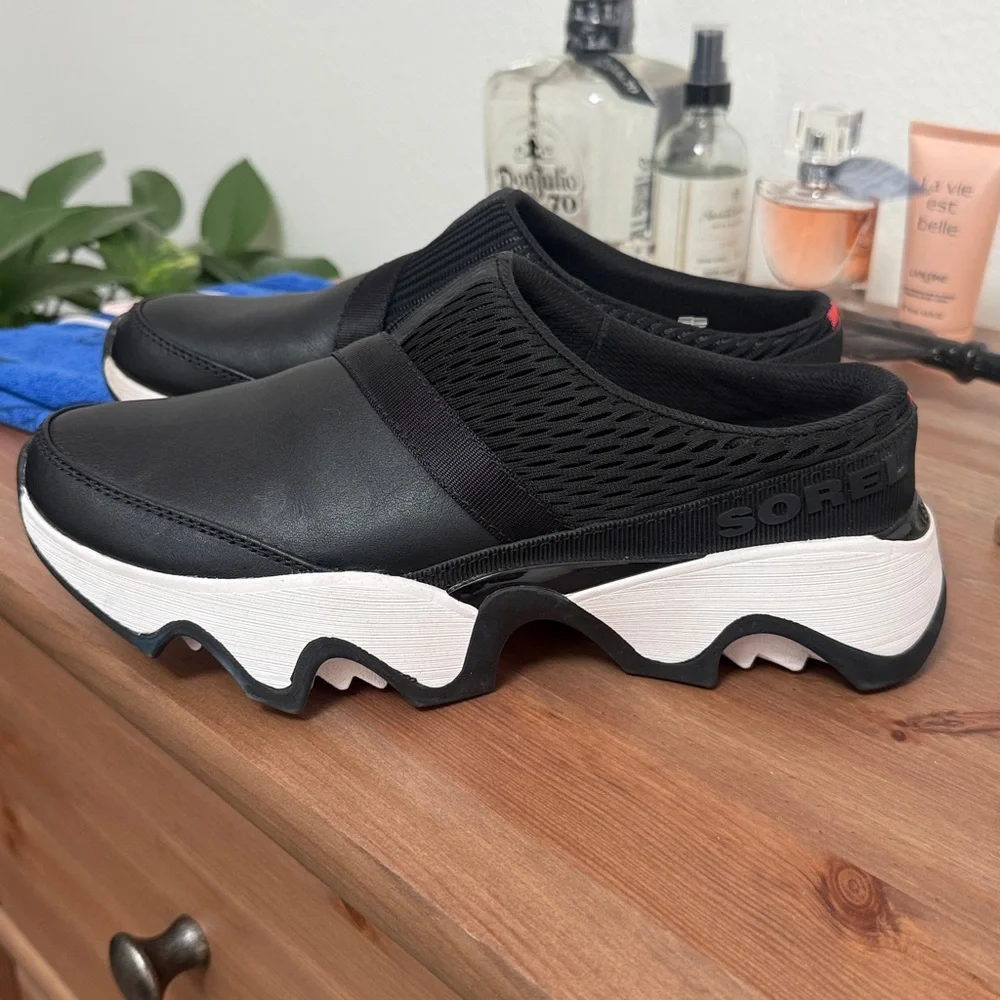 Sorel Kinetic Impact II Mule B&W Slip-On Sneakers